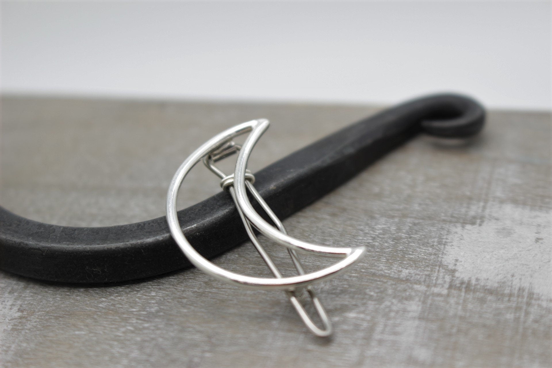 Small Moon barrette - Petite sterling silver barrette - Petite crescent moon barrette - gift for her - small barrette - hair jewelry - bangs
