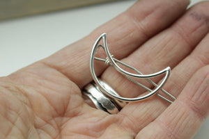 Small Moon barrette - Petite sterling silver barrette - Petite crescent moon barrette - gift for her - small barrette - hair jewelry - bangs