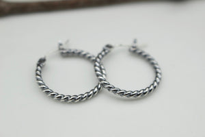 Medium Twisted Wire Hoop Earrings