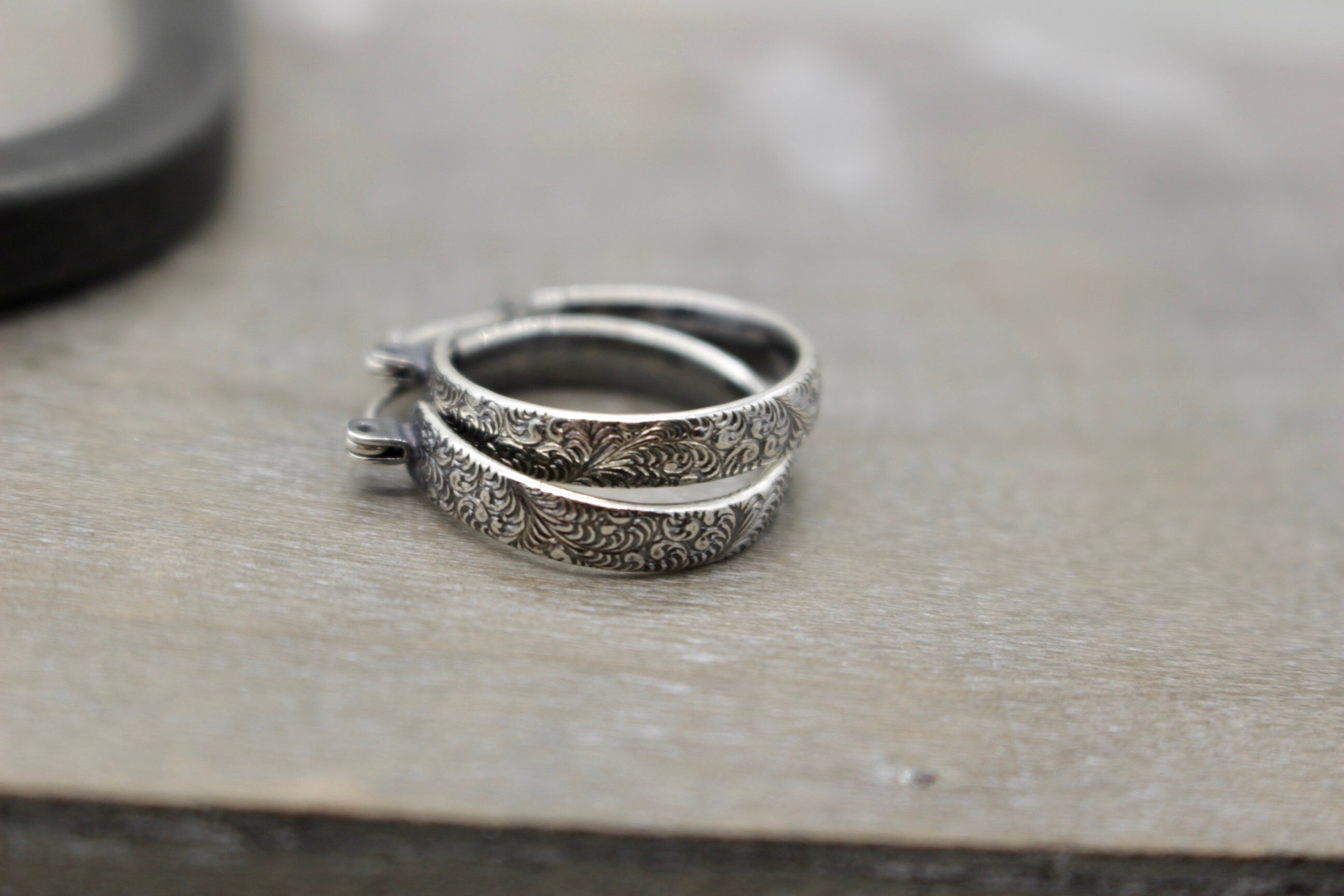 Petite floral silver hoop earrings 3/4”