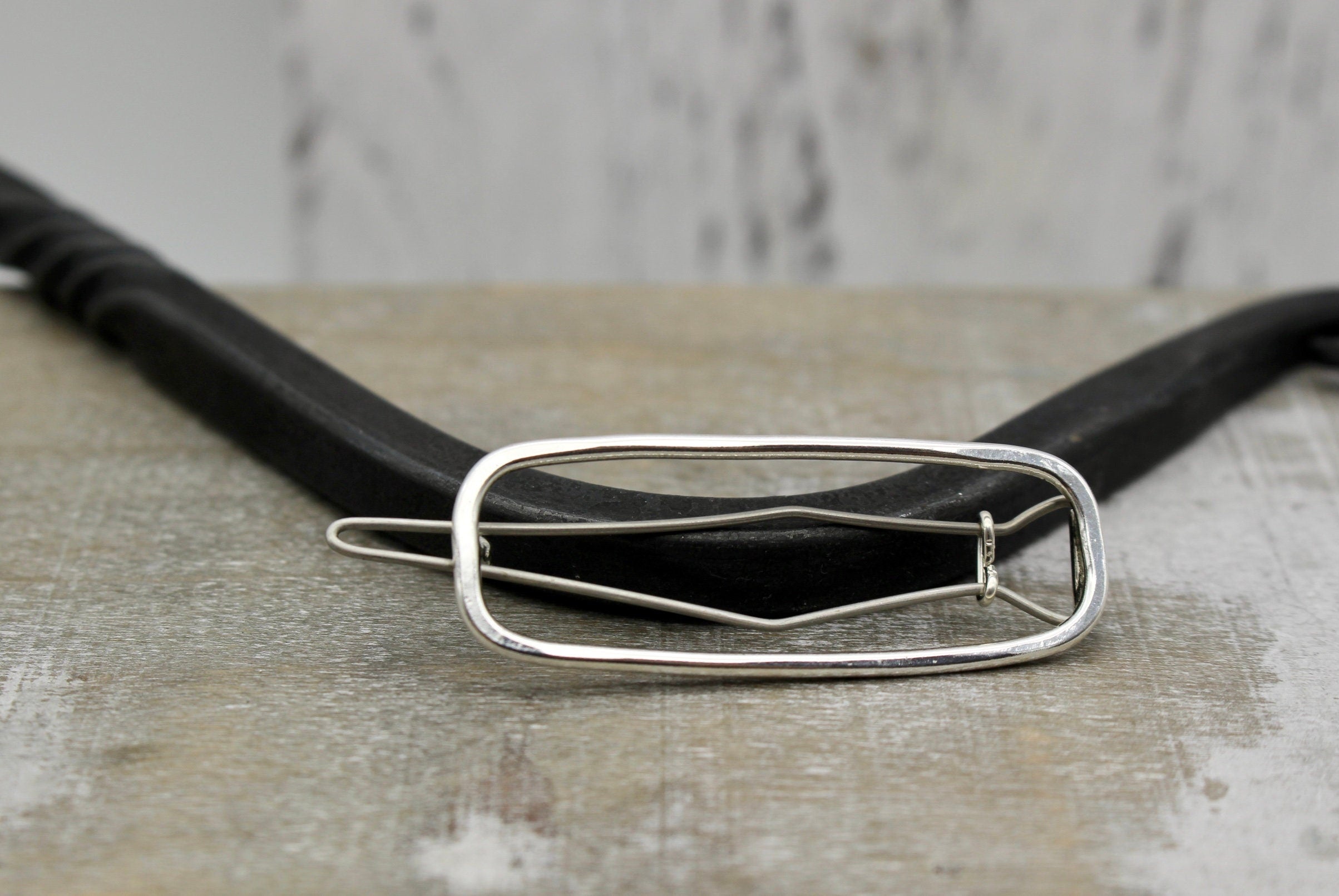 Petite rectangular barrette