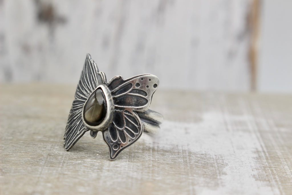 Butterfly Daisy Ring