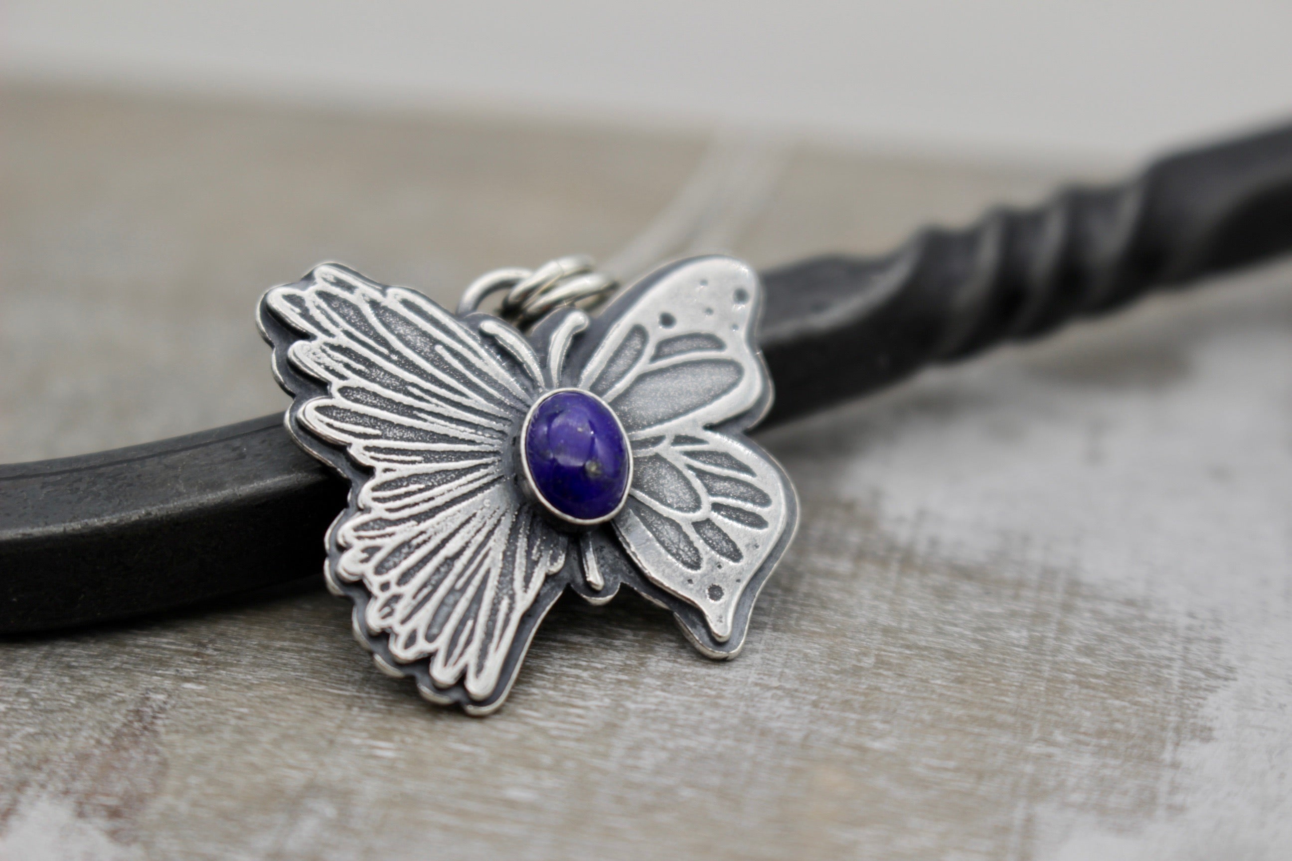 Daisy Butterfly Necklace