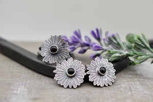 Sterling silver daisy stud earrings